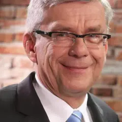 Ile zarabia marszałek senatu Karczewski? Zaskakujące szczegóły pensji