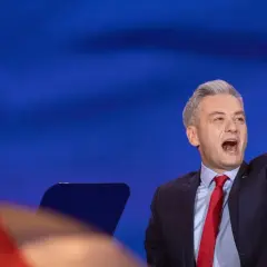 Robert Biedroń jaka partia – prawda o jego przynależności politycznej