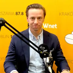 Krzysztof Bosak w Wnet wyjaśnia, dlaczego ostrzega przed wejściem Polski do systemu SAFE.