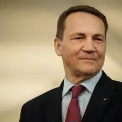 Kim jest Radosław Sikorski? Odkryj jego wpływ na Polską politykę