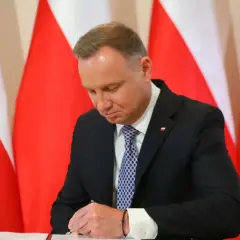 Kiedy prezydent podpisze ustawy? Sprawdź, co wpływa na terminy