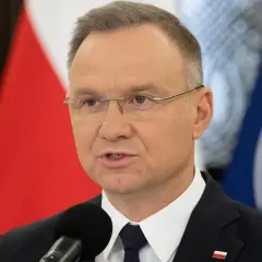 Kiedy prezydent podpisuje ustawy? Poznaj kluczowe terminy i zasady
