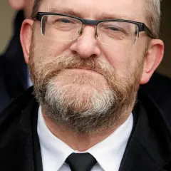 Kim jest Grzegorz Braun? Zaskakujące fakty o jego pochodzeniu