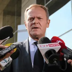 Ile języków zna Tusk? Zaskakujące fakty o jego umiejętnościach językowych