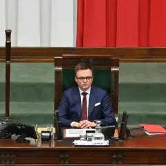 Kto jest marszałkiem sejmu i senatu? Poznaj obecnych liderów Polski