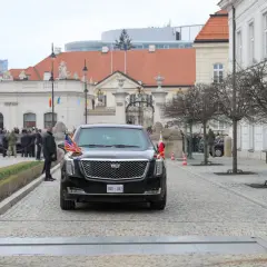 Czym jeździ prezydent USA? Poznaj tajemnice Cadillac One