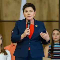 Skąd pochodzi Beata Szydło? Zaskakujące szczegóły o jej życiu