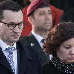 Mateusz Morawiecki z żoną. Jej wykształcenie jest tematem dyskusji, podobnie jak jego kariera.
