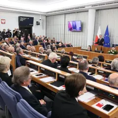Senat co to? Kluczowe informacje o roli i funkcjonowaniu w Polsce