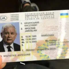 Czy Kaczyński ma prawo jazdy? Oto zaskakująca prawda o polityku