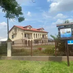 Zbigniew Ziobro gdzie mieszka? Odkryj jego miejsce zamieszkania w Jeruzalu