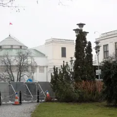 Kto uchwala ustawy w Polsce i jak wygląda ten proces?