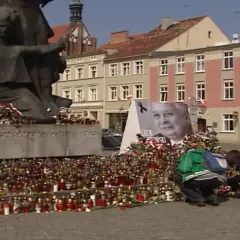 Kiedy zginął Lech Kaczyński? Poznaj tragiczne okoliczności jego śmierci