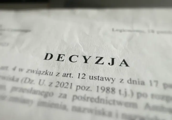 Ustawa po angielsku: Co oznacza i jak jest używana w prawie?