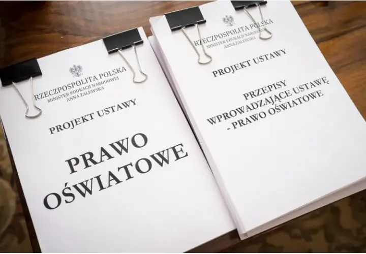 Ustawa o systemie oświaty – kluczowe zmiany i ich skutki dla edukacji