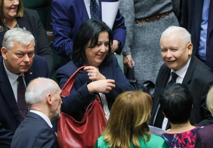 Czy Jarosław Kaczyński jest posłem? Prawda o jego mandacie