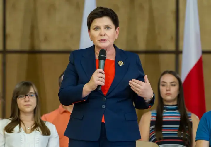 Skąd pochodzi Beata Szydło? Zaskakujące szczegóły o jej życiu