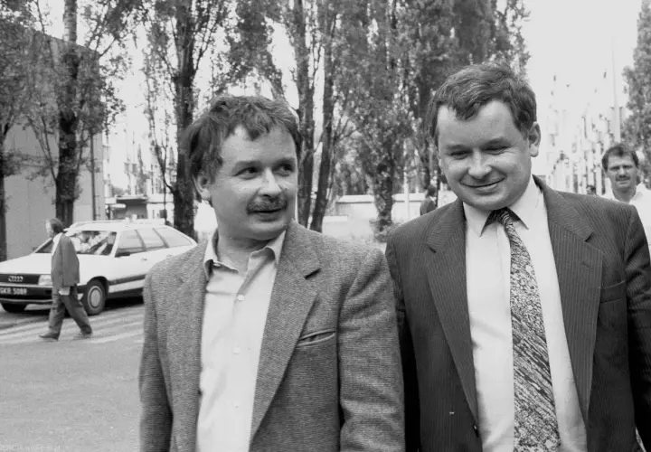 Ojciec Kaczyńskich kim był? Fascynująca historia Rajmunda Kaczyńskiego