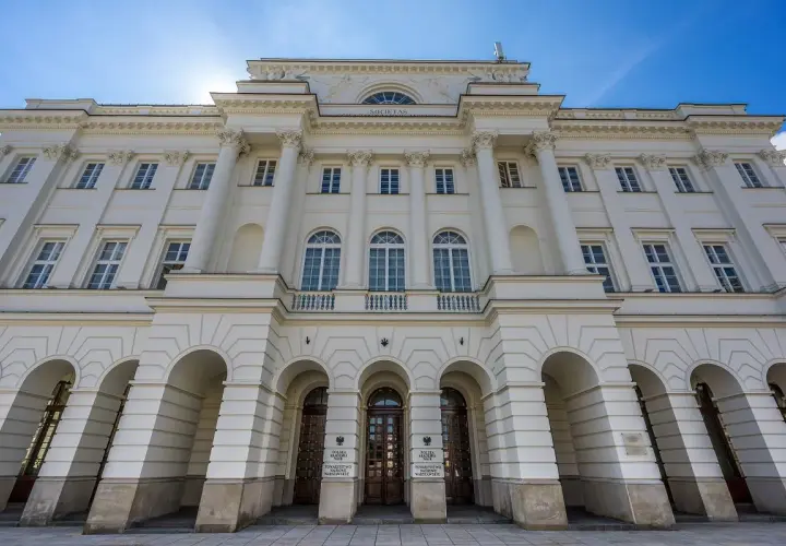 Ustawa o Polskiej Akademii Nauk: Kluczowe zmiany i ich znaczenie