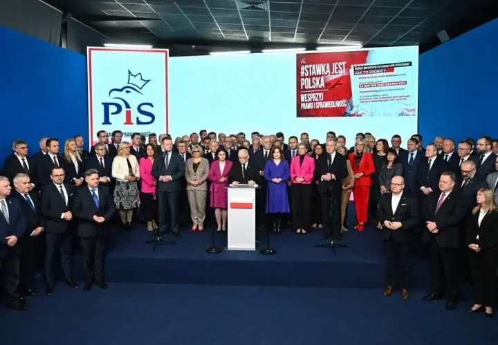 Gdzie odbyła się konwencja PiS? Odkryj najnowsze lokalizacje i szczegóły