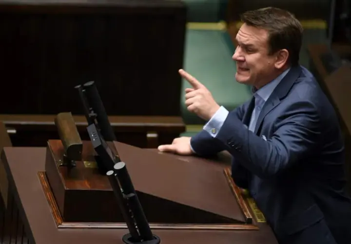 O co chodzi Kaczyńskiemu? Kontrowersje i polityczne plany w tle