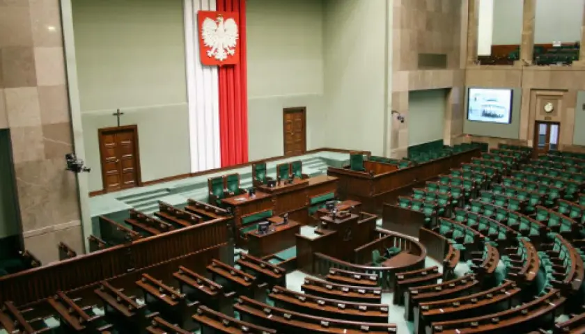 Ustawa o Trybunale Konstytucyjnym: Kluczowe zmiany i ich skutki