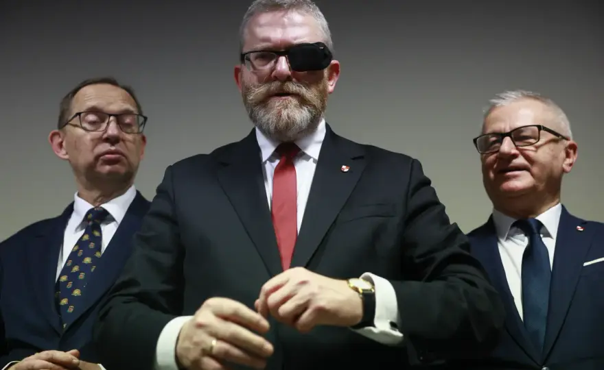 Konfederacja Korony Polskiej: Samodzielny start w wyborach?