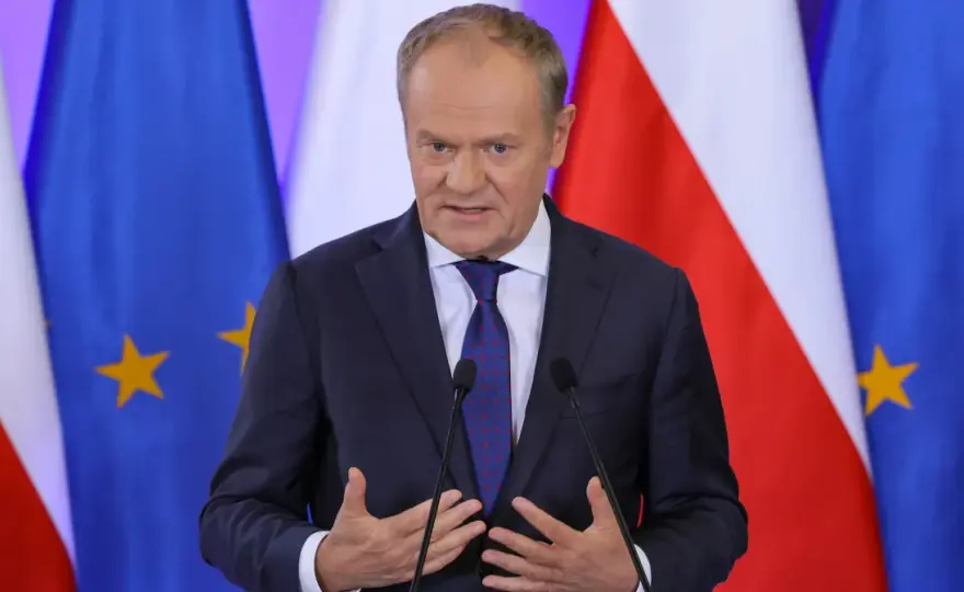 Kto to jest Donald Tusk? Poznaj jego wpływ na politykę w Polsce