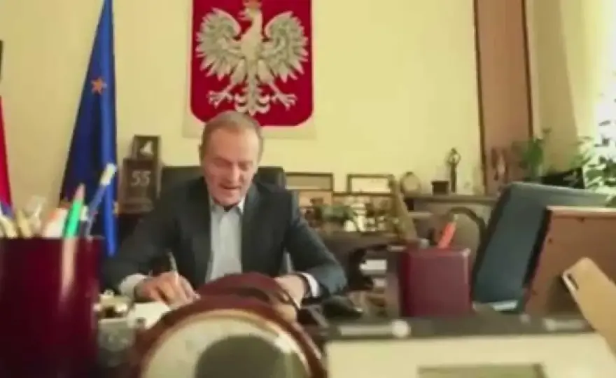 Jak Tusk nauczył się angielskiego i jakie miał z tym trudności