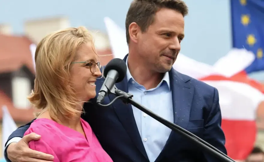Kim jest żona Trzaskowskiego prezydenta Warszawy? Zaskakujące fakty!