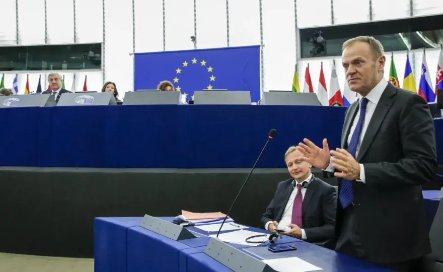 Ile zarabia Donald Tusk w Unii Europejskiej? Zaskakujące szczegóły jego pensji