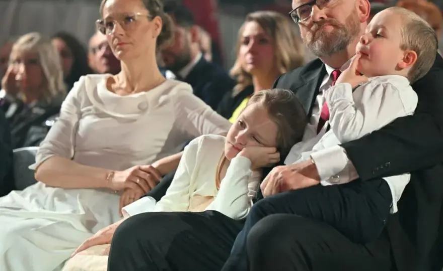 Ile dzieci ma Grzegorz Braun? Zaskakujące fakty o jego rodzinie