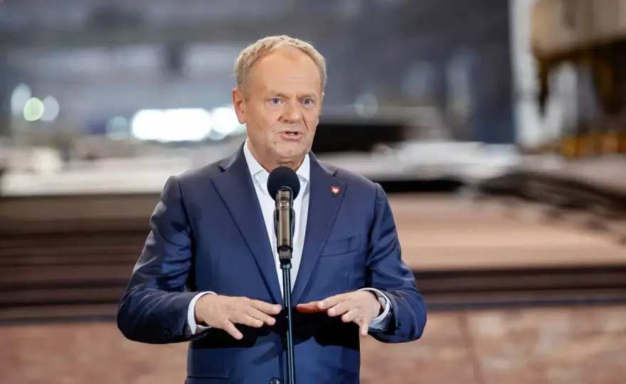 Jakie języki zna Donald Tusk i jak wpływają na jego karierę?