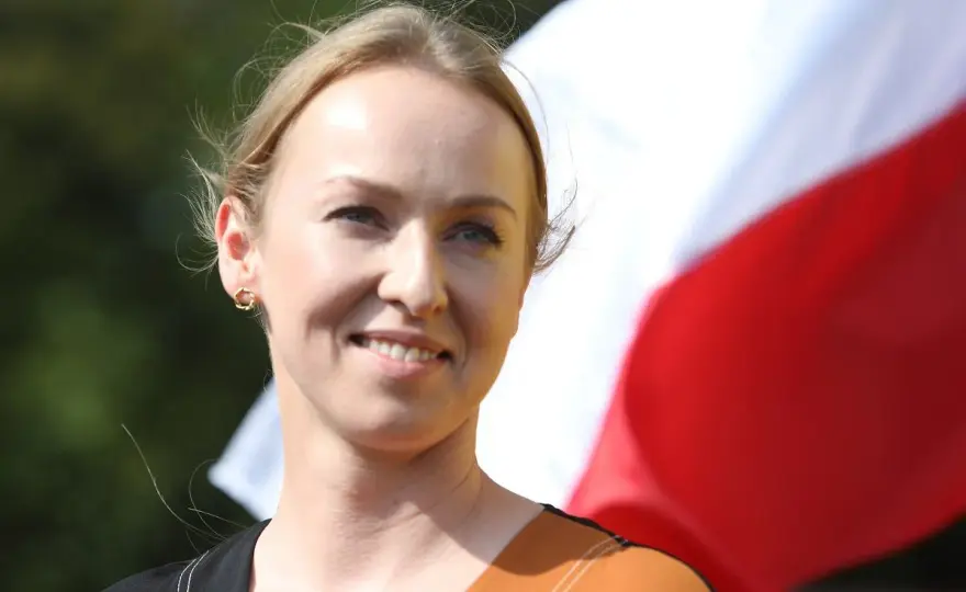 Urszula Brzezińska-Hołownia: pilotka MiG-29, żona i mama