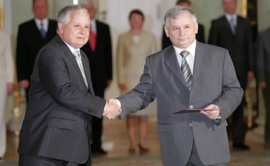 Kiedy Jarosław Kaczyński był premierem? Kluczowe fakty i wydarzenia