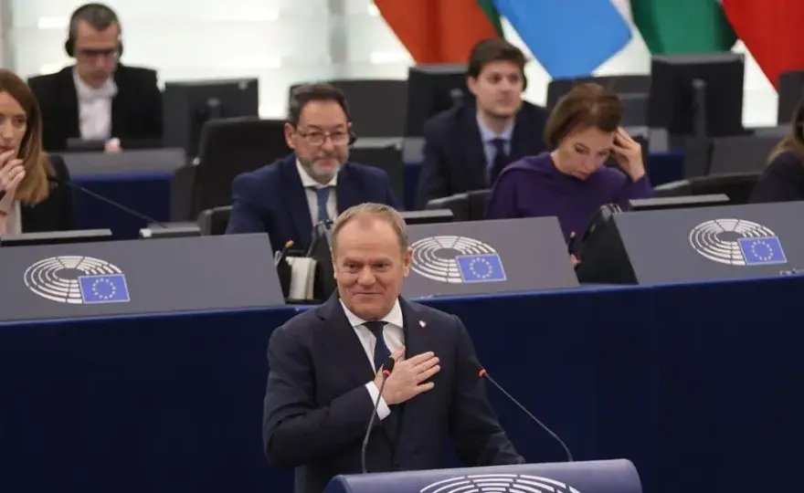 Donald Tusk – do kiedy przewodniczącym Rady Europejskiej? Fakty i kontekst