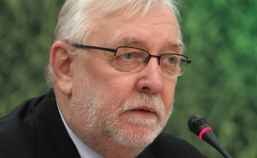 Jak zlikwidować Senat w Polsce? Poznaj trudne wyzwania i konsekwencje
