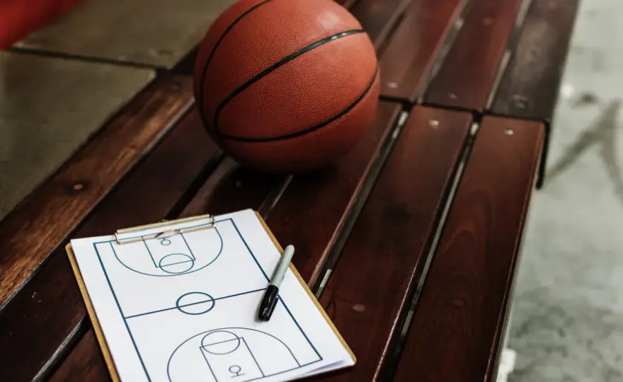 NBA kontra Premier League: gdzie łatwiej przewidzieć wynik?