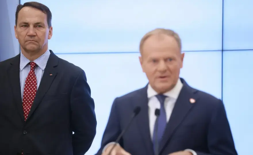 Co sprzedał Tusk? Zaskakujące fakty o wyprzedaży spółek państwowych