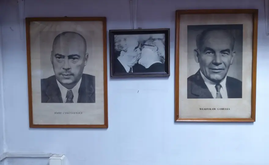 Budka i Gomułka: Czy są spokrewnieni? Fakty i mity