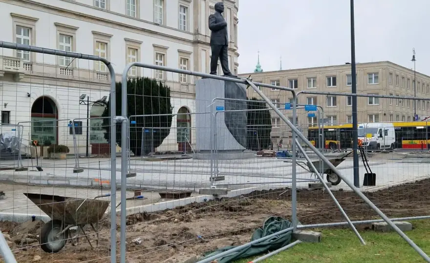 Gdzie jest pomnik Lecha Kaczyńskiego? Oto wszystkie lokalizacje w Polsce