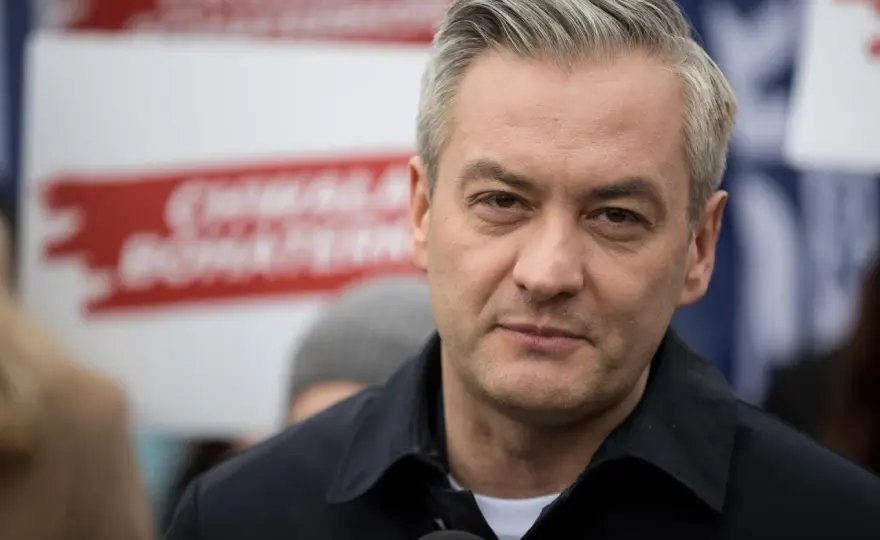 Robert Biedroń: Wiek, kariera i życie prywatne - wszystko, co musisz wiedzieć