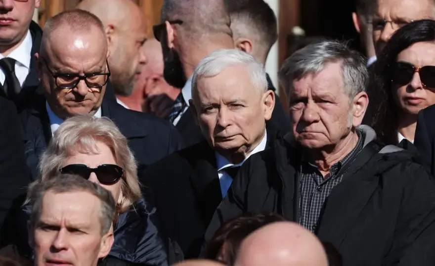 Kto był na pogrzebie Kaczyńskiego? Zaskakujące nazwiska gości