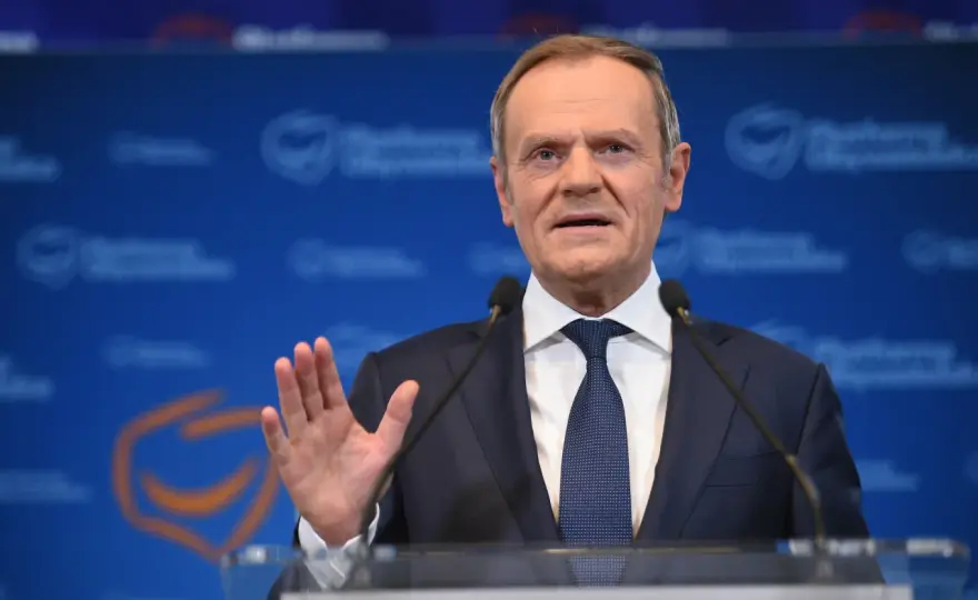 Ile ma lat Donald Tusk? Zaskakujące fakty o jego wieku i życiu