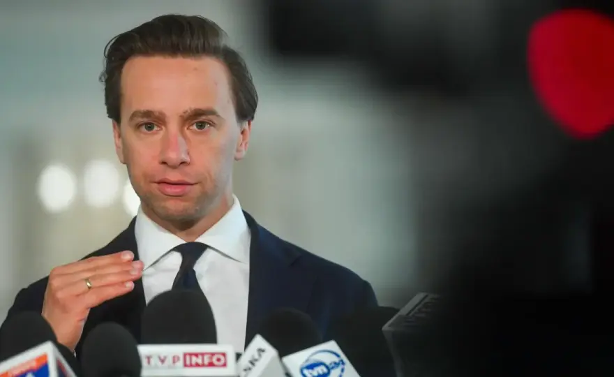 Krzysztof Bosak - gdzie pracował i jakie ma doświadczenie zawodowe