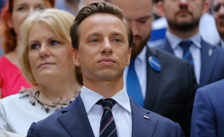 Krzysztof Bosak kim jest? Poznaj kontrowersje i osiągnięcia polityka