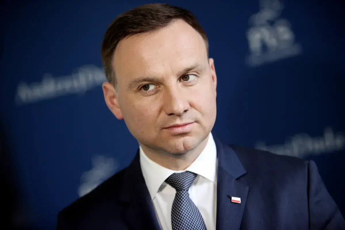 Kadencja prezydenta ile trwa? Poznaj ważne fakty o prezydenturze