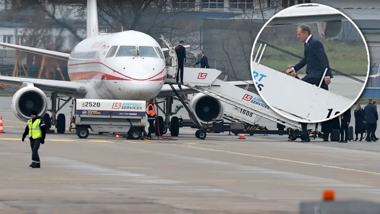 Kto z otoczenia premiera najczęściej latał służbowym samolotem do Gdańska w ostatnim roku? Na zdjęciu widać premiera wchodzącego po schodkach do samolotu.