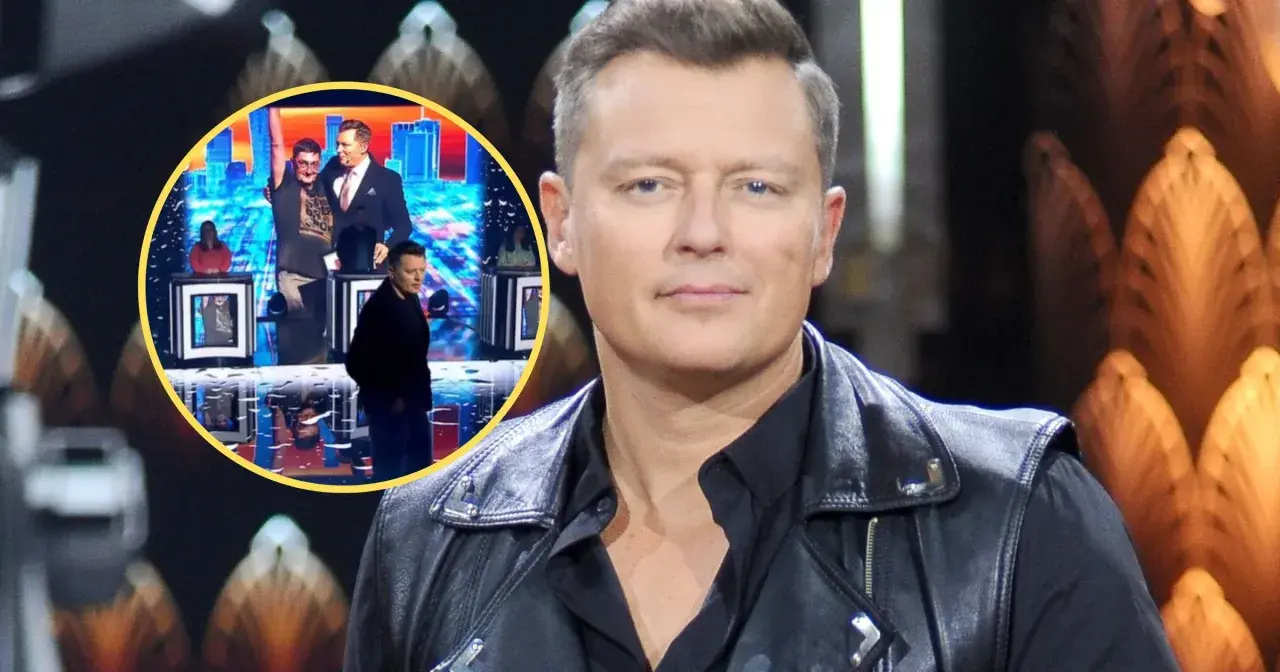 Mężczyzna w czarnej ramonesce i w okręgu uczestnicy programu "Jaka to melodia".