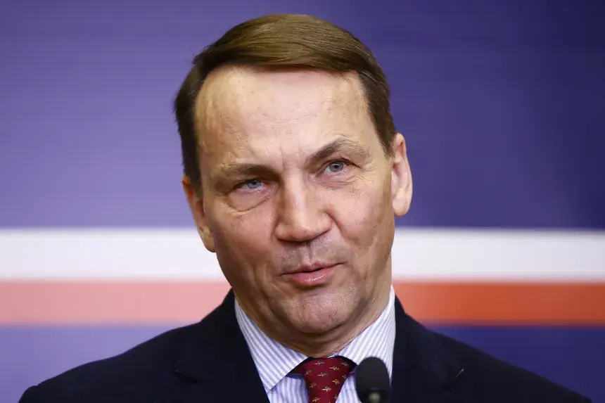 Radosław Sikorski ile ma lat? Zaskakujące fakty o jego wieku